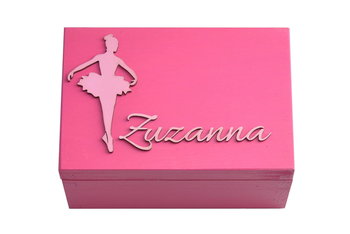 Różowy malowany kuferek personalizacja przykładowe imię. - Zabawki Sensoryczne