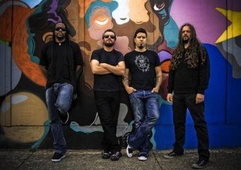 Sepultura zagra w Katowicach