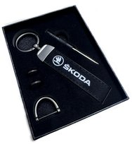 SKODA BRELOK BRELOCZEK SMYCZ ZAWIESZKA DO KLUCZY PUDEŁKO PREZENT Inna marka
