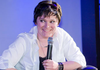 Magdalena Maria Kałużyńska w salonie Junior - wideorelacja