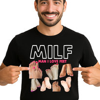 ŚMIESZNA KOSZULKA MĘSKA MILF MAN I LOVE FEET KOCHAM STOPY XL 3519 CZARNA FRUIT OF THE LOOM