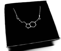 Srebrny naszyjnik SEROTONINA szczęścia SREBRO 50 Inna marka