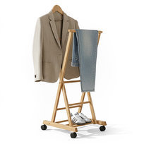 Stojak z Kółkami na Garnitur Ubrania Odzież Kamerdyner Wieszak Konsimo