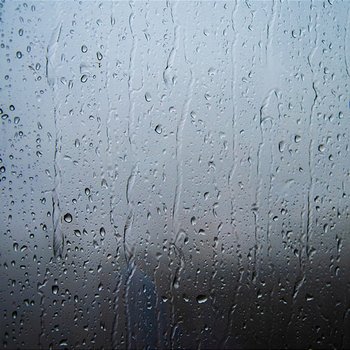 Suoni di pioggia per aiutare l'insonnia - Suono dolce della pioggia per dormire più a lungo