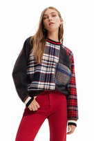 Sweter damski Desigual Bourboung wełniany w kratkę-S