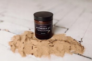 ŚWIECA ..::ONE DAY IN PARADISE::.. SOJOWA 180 ML ZAPACH WAKACJI ZOBACZ KOKOS - Aromma