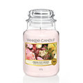 Świeca zapachowa, duży słój YANKEE CANDLE Fresh Cut Roses, 623 g - Yankee Candle