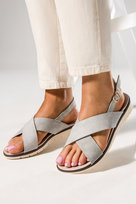 Szare sandały damskie mieniące się paski na krzyż Casu K24X16-G-39