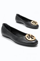 TORY BURCH CZARNE SKÓRZANE BALERINY Z OZDOBĄ LOGO 40 1I4A Tory Burch