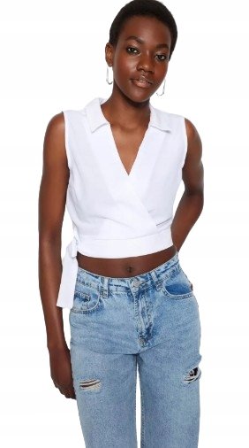 Trendyol TRENDYOL BIAŁA BLUZKA BEZ RĘKAWÓW Z KOŁNIERZYKIEM I WIĄZANIEM 40 5_A