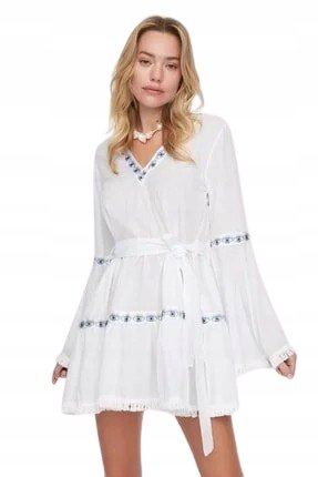 Trendyol TRENDYOL BIAŁA SUKIENKA ROZKLOSZOWANA Z HAFTEM I PASKIEM 34 5_A