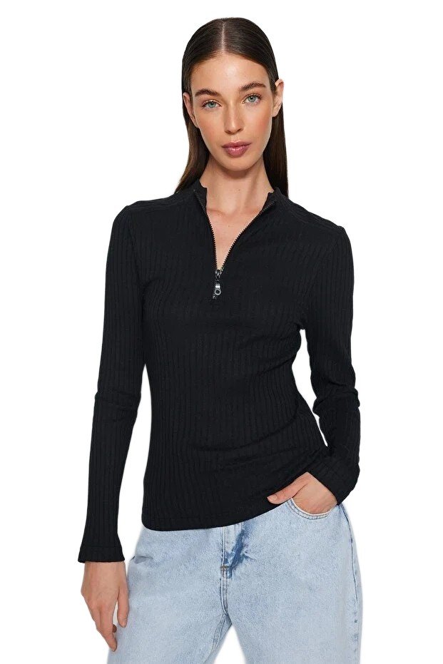 Inny producent TRENDYOL CZARNA DOPASOWANA BLUZKA Z DŁUGIM RĘKAWEM I ZAMKIEM M 5EA*