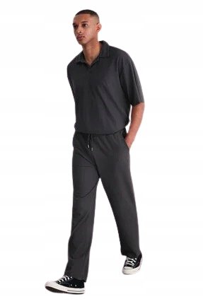 Trendyol TRENDYOL CZARNE SPODNIE CASUAL PROSTE DŁUGIE Z PASKIEM S 5AA