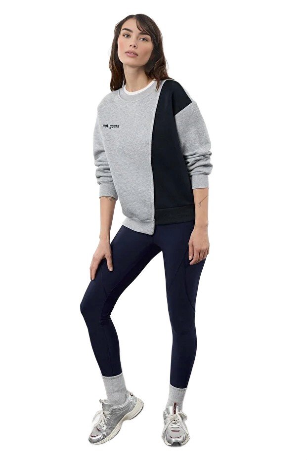 Trendyol TRENDYOL DAMSKA BLUZA WIELOKOLOROWA Z OKRĄGŁYM DEKOLTEM S 5EA*
