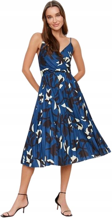 Trendyol TRENDYOL GRANATOWA SUKIENKA ROZKLOSZOWANA NA RAMIĄCZKACH Z PRINTEM 34 5BA