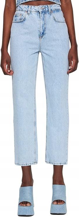Trendyol TRENDYOL JEANSY MOM JEANS DŁUGIE W KOLORZE JASNONIEBIESKIM 38 5AA