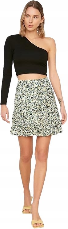 Trendyol TRENDYOL KWIATOWA ROZKLOSZOWANA SPÓDNICA MINI Z PODSZEWKĄ 42 5BA