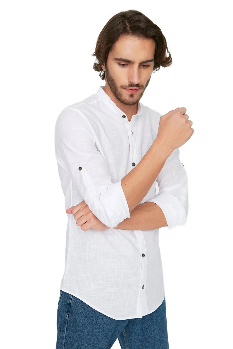 Trendyol TRENDYOL MAN BIAŁA KOSZULA MĘSKA CASUAL Z KOŁNIERZYKIEM STÓJKA XS 5DA