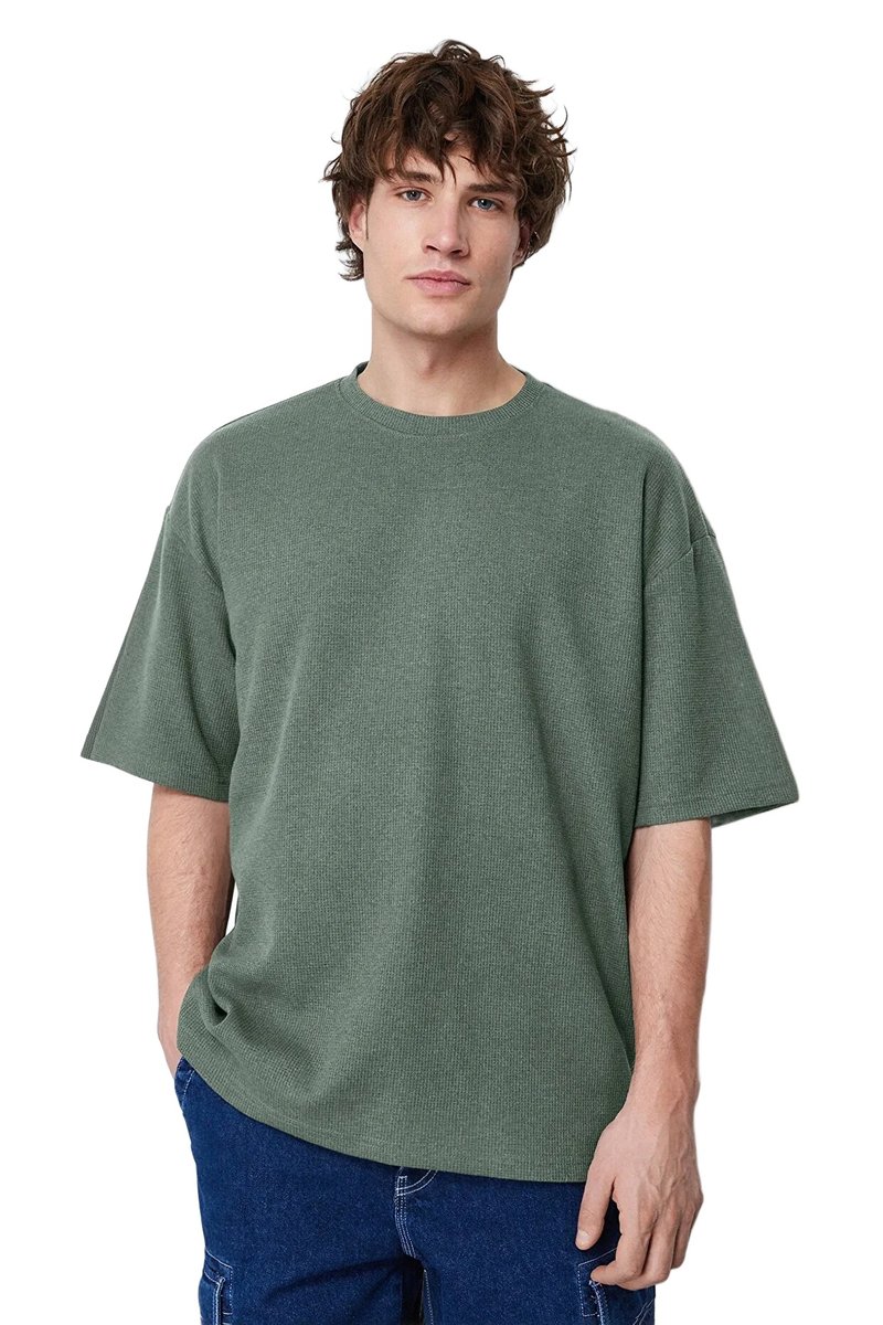 Trendyol TRENDYOL MAN MĘSKI T-SHIRT Z OKRĄGŁYM DEKOLTEM W KOLORZE ZIELONYM XS 5DA