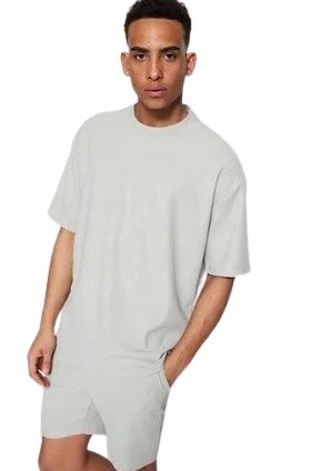 Trendyol TRENDYOL MĘSKI SZARY LUŹNY T-SHIRT NA CO DZIEŃ M 5_A