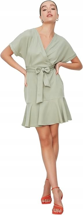 Trendyol TRENDYOL SUKIENKA KOPERTOWA Z FALBANĄ I WIĄZANIEM ZIELONA 36 5BA