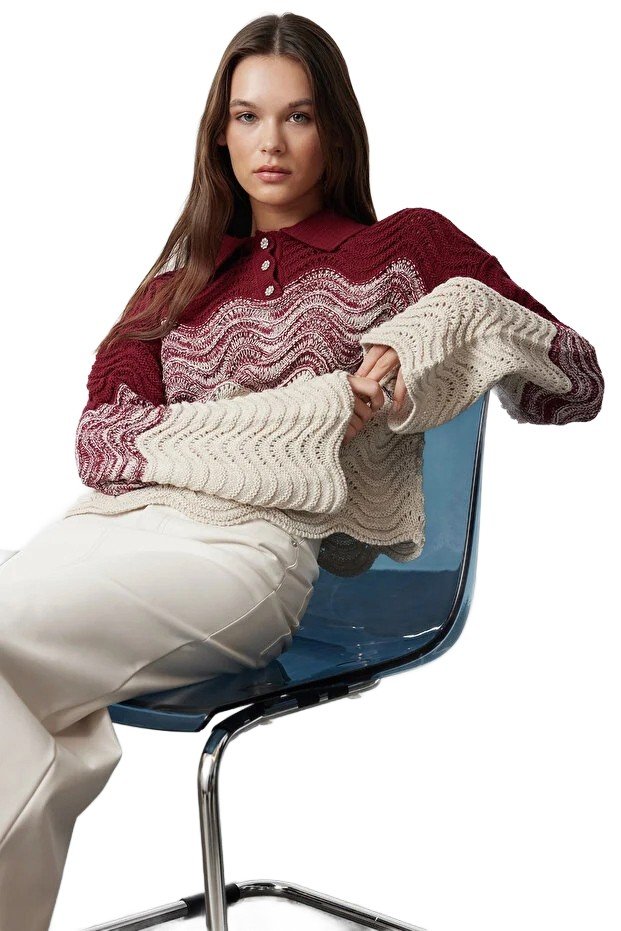 Inny producent TRENDYOL SWETER DAMSKI Z FALBANĄ I KOŁNIERZYKIEM W PASKI S 5EA*