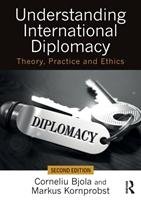 Understanding International Diplomacy - Bjola Corneliu