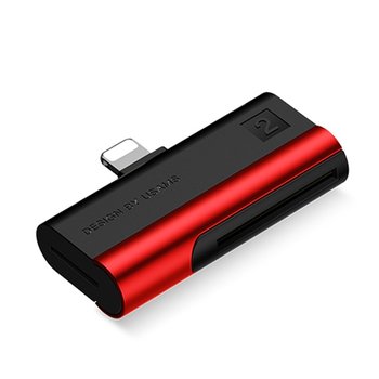 USAMS Czytnik kart SD/microSD ze złączem lightning czerwony/red SJ430DKQ02 (US-SJ430) - USAMS