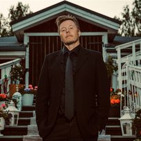 Vain elämää kausi 16 Mikki Kauste