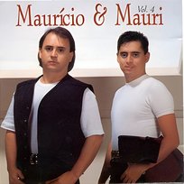 Vol. 4 Mauricio & Mauri