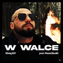 W walce Phono CoZaBit, Młody AZF