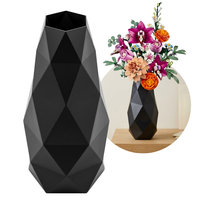 Wazon geometryczny czarny 20cm na suche kwiaty i LEGO Botanicals inna (Inny)