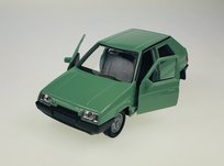 Welly Skoda Favorit Zielony 1:34 Samochód Nowy Metalowy Model
