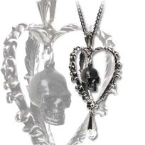 wisior DEATH OF THE HEART Inna marka