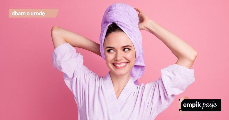 Włosy niskoporowate: TOP 5 szamponów, masek i odżywek dla niskoporów