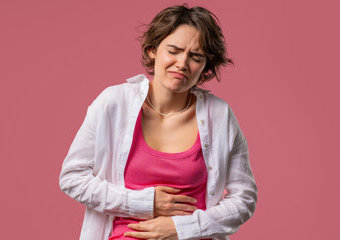 Wzdęcia – przyczyny, objawy, dieta. Co na wzdęty brzuch?