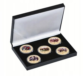 ZESTAW 5 POZŁACANYCH MONET PAMIĄTKOWYCH BITWY NAPOLEONA W PUDEŁKU - inna (Inny)