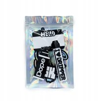 Zestaw breloków graffiti + magnes + naklejki