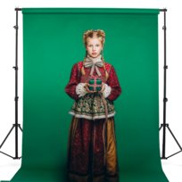 Zestaw Długie Tło Kartonowe Ciemnozielone 1.36x10m + Stelaż