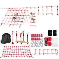 Zestaw do zabawy na świeżym powietrzu dla dzieci AIYAPLAY Ninja Line 10 m ze slackline, kółkami gimnastycznymi, huśtawką, drabinką wspinaczkową, siatką wspinaczkową, liną wspinaczkową, czerwony