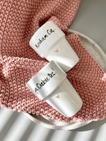 Zestaw kubków porcelanowych bez ucha Kocham Cię… ja Ciebie też