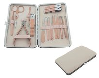 ZESTAW NARZĘDZI DO MANICURE PEDICURE 16 elementów + etui AG603G