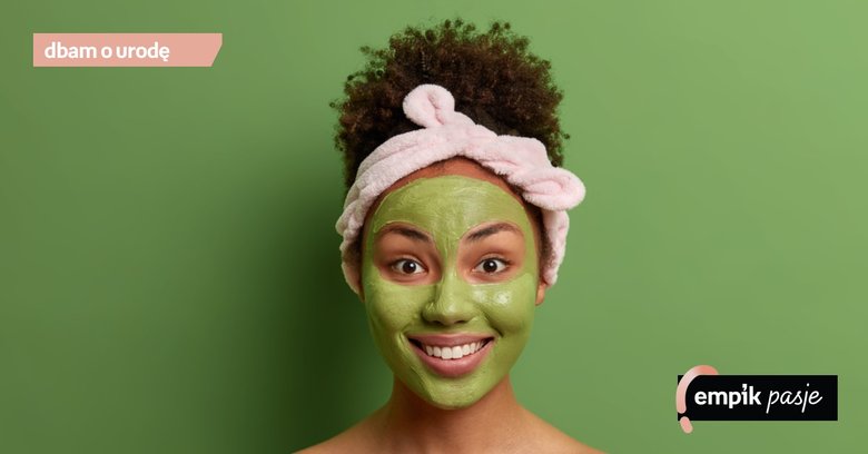 Zielona glinka – idealna na trądzik. Jak zrobić maskę z zielonej glinki?