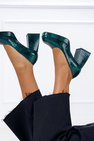 Zielone czółenka na platformie lakierowane krokodyli wzór POLSKA SKÓRA Casu 09060-38