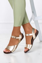 Złote sandały płaskie na rzep POLSKA SKÓRA Casu 40252-37