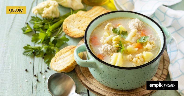 Zupa kalafiorowa jak u babci – przepis