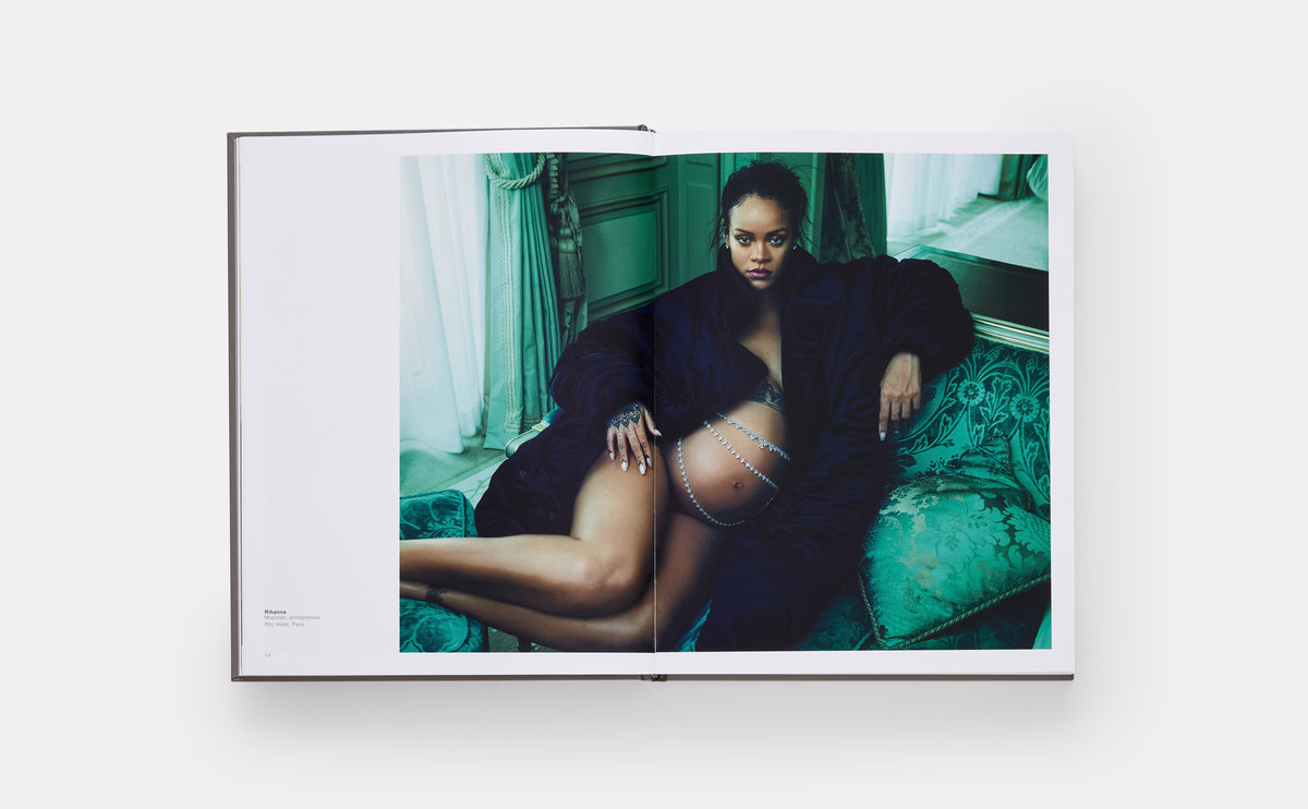Rihanna - album Kobiety - Annie Leibovitz