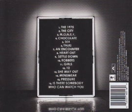 THE1975 ZINE＋CD 14666908172975910-jpg-gallery.