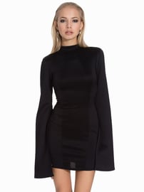 Czarna sukienka mini z rozciętymi rękawami John Zack M  | Moda  Sklep 