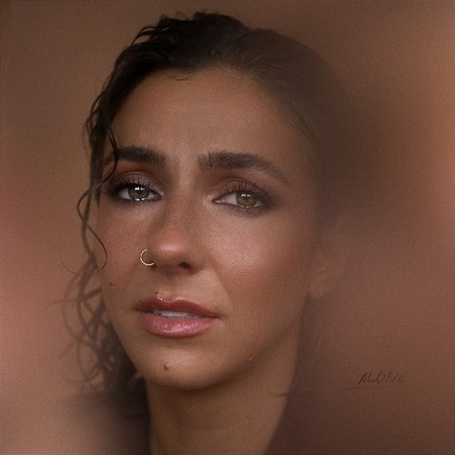 Alone Rafaëlle Roy